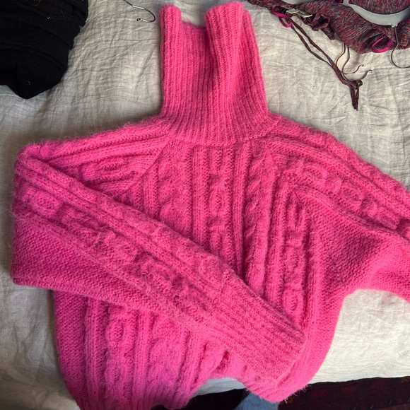 Pink turtle neck - Picture 3 of 4